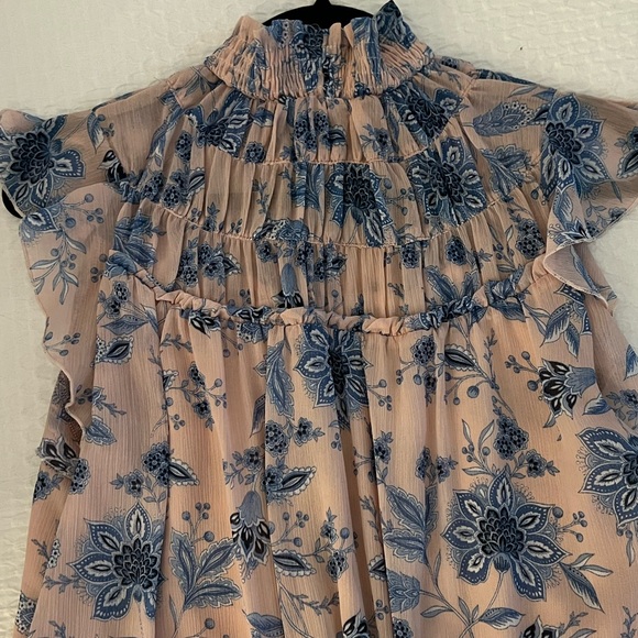 Floral sleeveless blouse - Picture 2 of 2